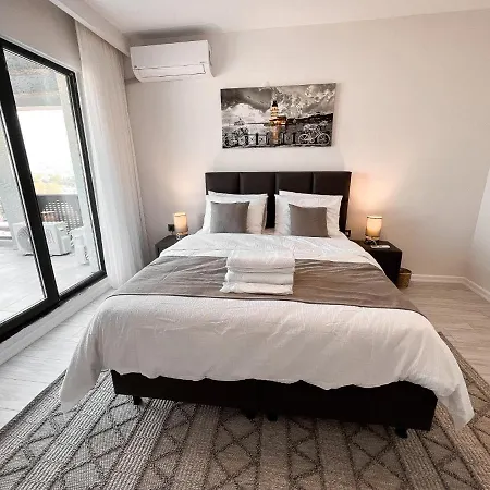 Hurriyet Akyukselenpark Dublex Saray Апартаменты *
